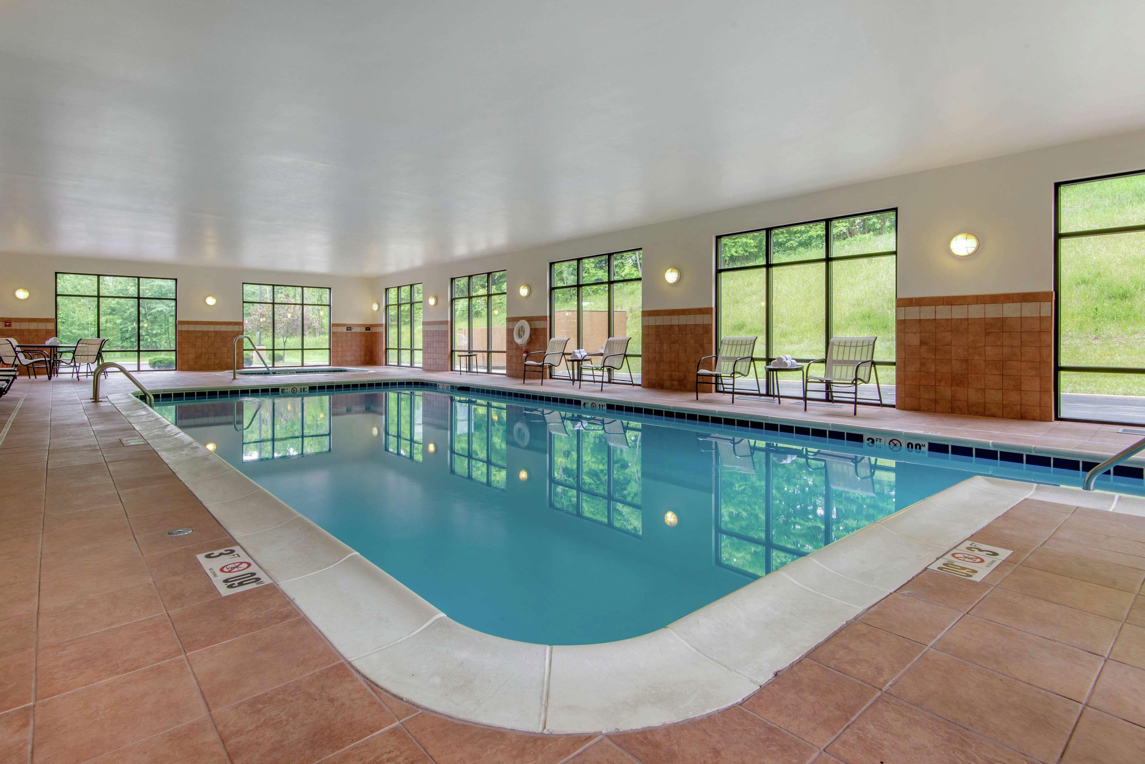 Hampton Inn Meadville Esterno foto