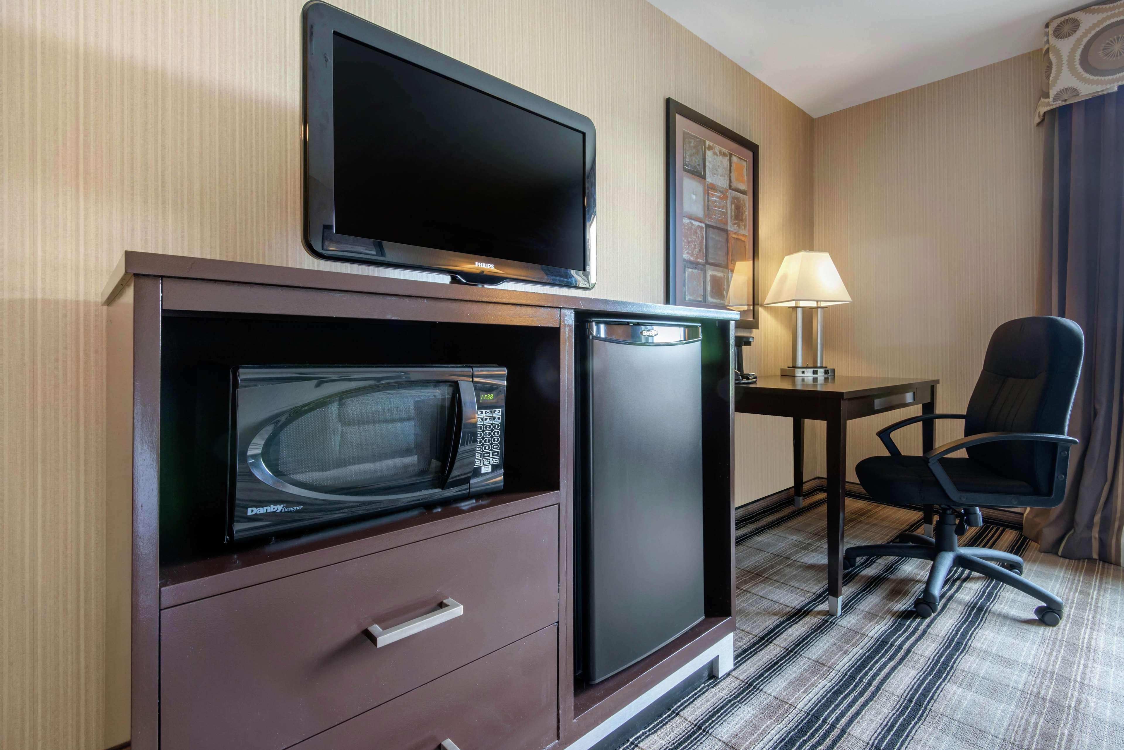 Hampton Inn Meadville Esterno foto