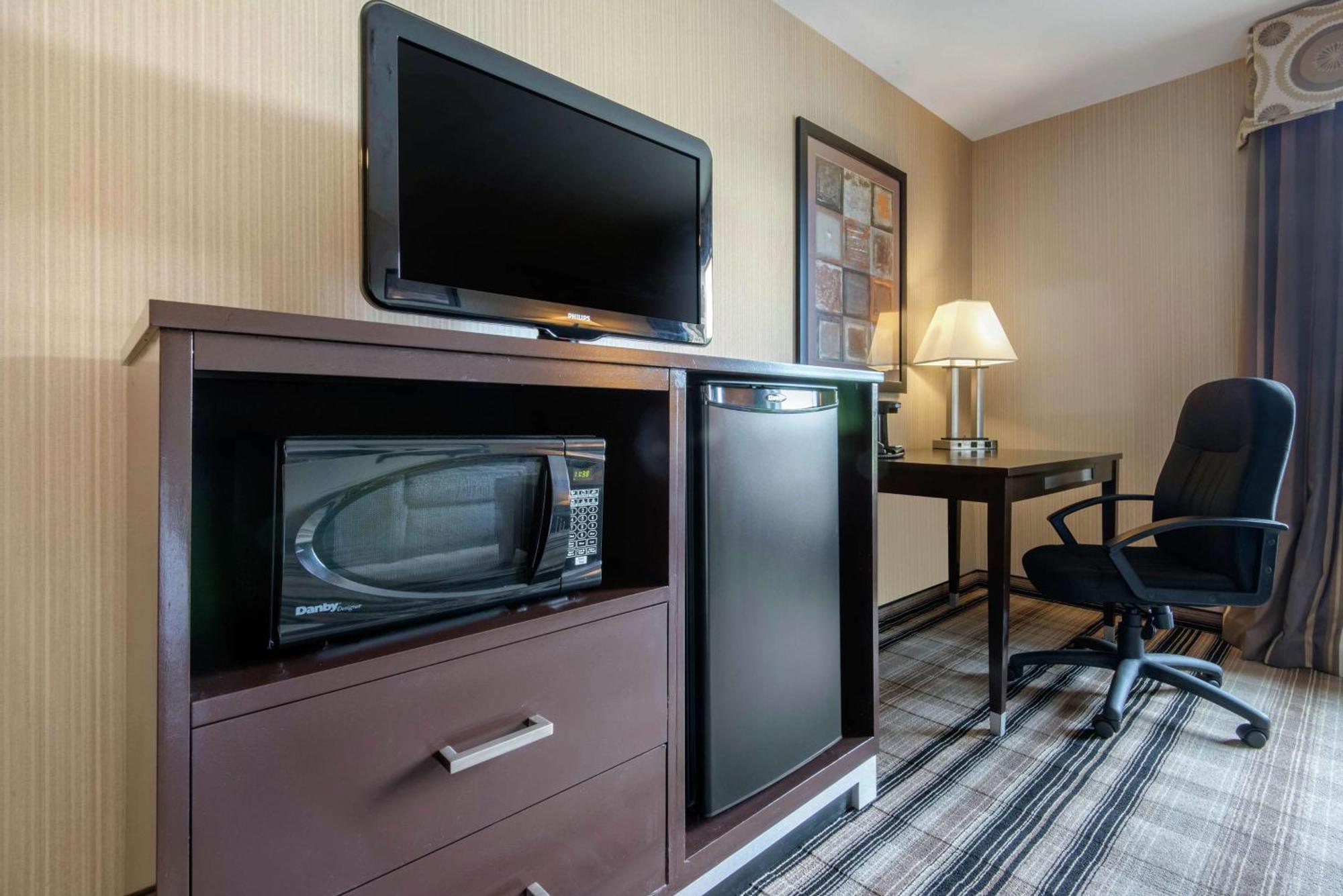Hampton Inn Meadville Esterno foto