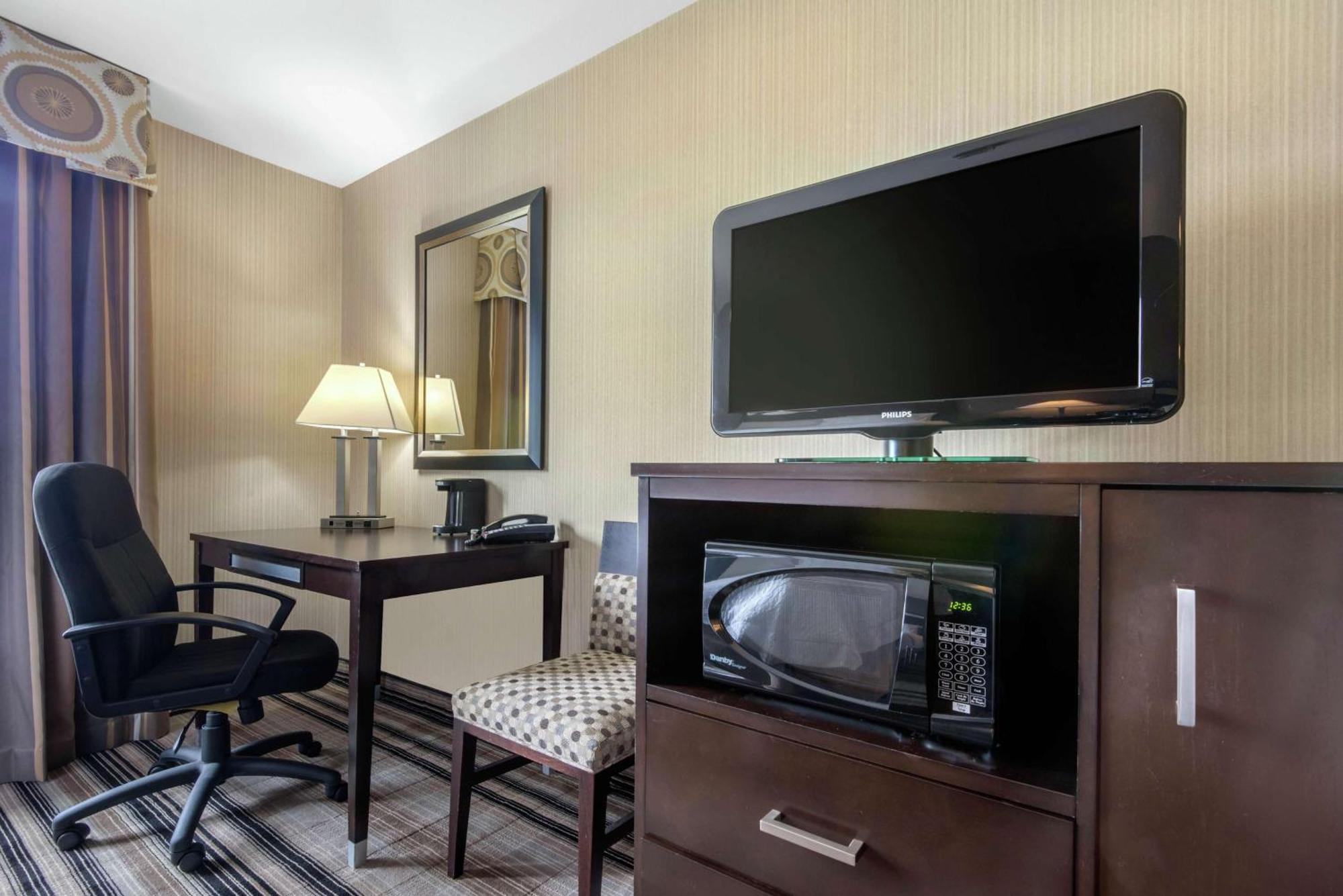 Hampton Inn Meadville Esterno foto